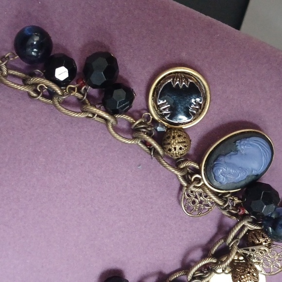 Necklace - Picture 3 of 11